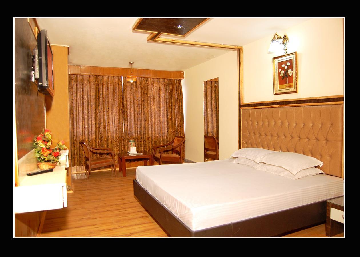 Hotel Out Town مايالي المظهر الخارجي الصورة